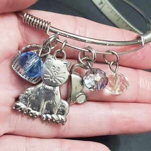 Silver tone cat lovers charm bracelet 8.25"